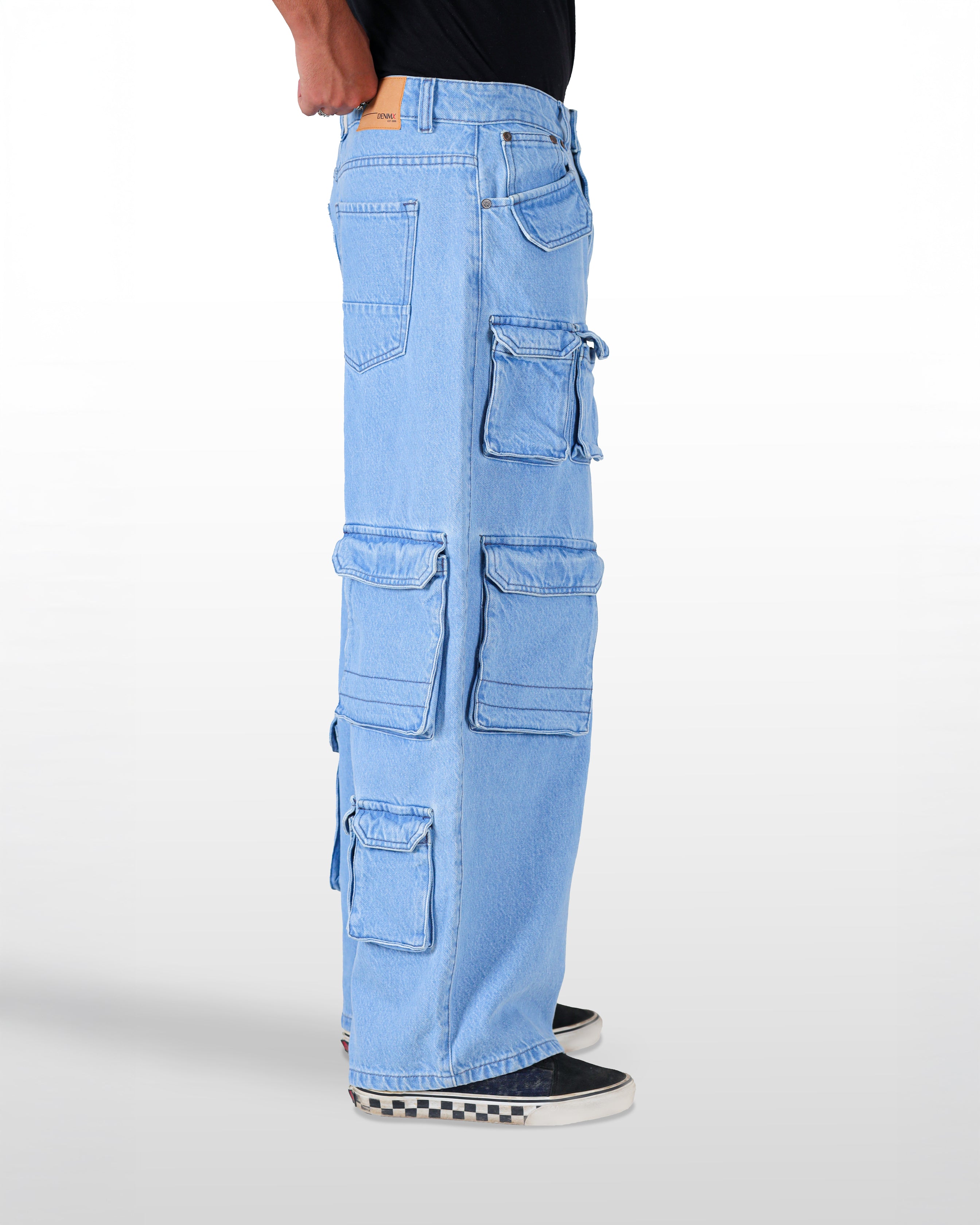 Light blue 10 pockets denim