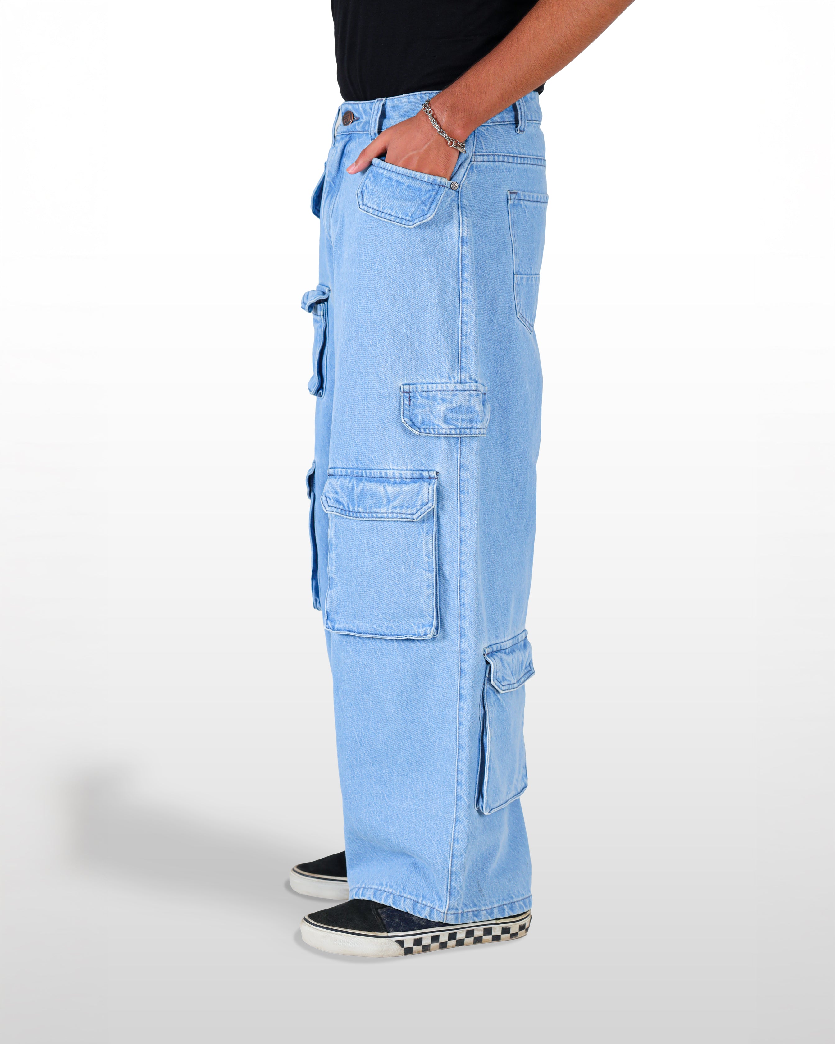 Light blue 10 pockets denim